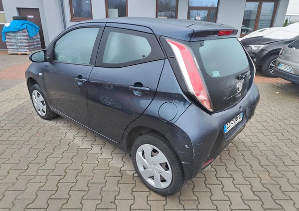 Toyota Aygo cena 15900 przebieg: 82000, rok produkcji 2016 z Warszawa małe 67